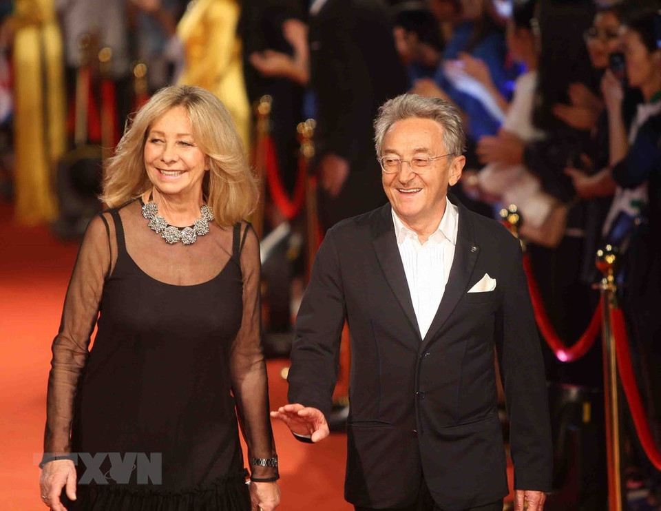  第5届河内国际电影节吸引了国内外众多艺术家、演员、导演、电影制片人一同参加。越通社记者 青松 摄