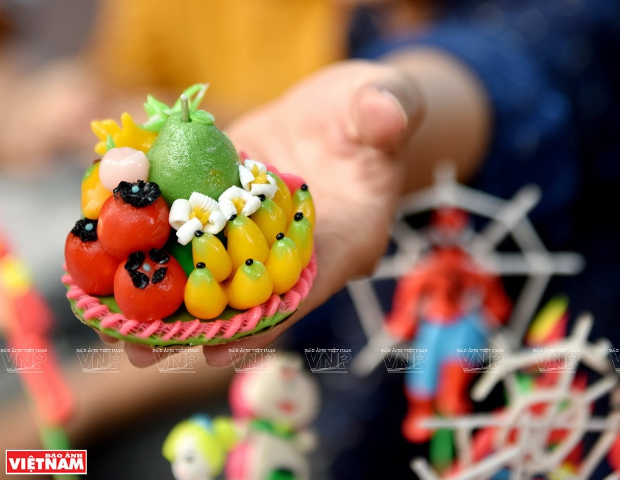 面塑作品以各种动物、蔬果或人物为创作灵感。图自越通社《越南画报》