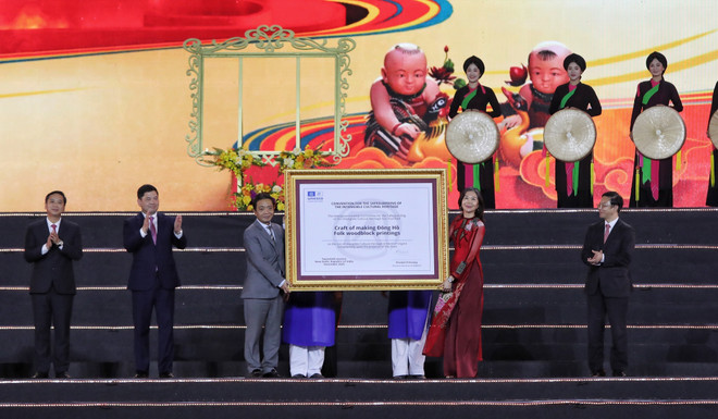 potal-khai-mac-festival-ve-mien-di-san-bac-ninh-2026-va-don-bang-unesco-ghi-danh-cong-bo-cac-di-san-van-hoa-the-gioi-8667560.jpg