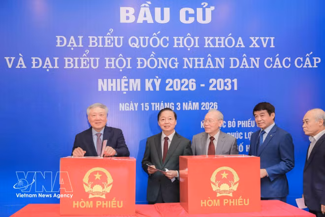 vnanet-cac-khu-vuc-bau-cu-phuong-phuc-loi-ha-noi-dien-ra-an-toan-nghiem-tuc-8641556.jpg