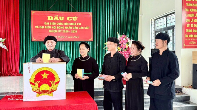 dong-bao-cac-dan-toc-bac-ninh-phan-khoi-di-bau-cu-8643924.jpg