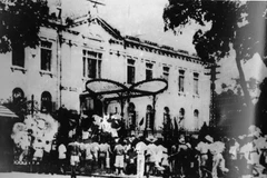 1945年8月,河内总起义,夺取政权。图自《越南之声》
