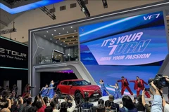 越南VinFast纯电动车型VF7。图自越通社