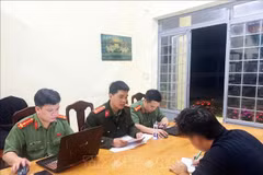 在网上发表涉及自然灾害不实信息的6名网民之一。图自越通社
