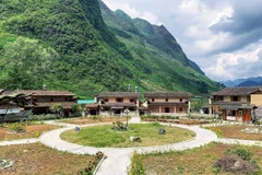 宣光省苗旺社把薇夏村赫蒙族社区文化旅游村一角。图自互联网