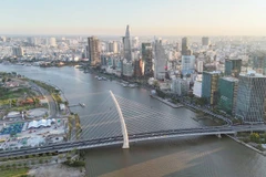 2025年胡志明市经济增长率预计达8.03%。图自《人民代表报》