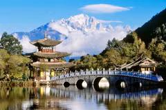 丽江古城正成为深受越南游客欢迎的热门旅游目的地。图自互联网