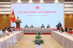 2026年4月份政府例行新闻发布会。图自越通社
