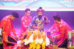 《越俄友谊长歌》的文化艺术交流演出活动。图自越通社