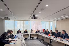 越南最高人民法院工作代表团也赴新加坡司法部访问交流。图自越通社
