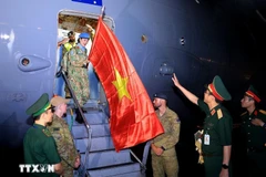 越南6号二级野战医院工作代表团圆满完成在南苏丹的联合国维和任务。图自越通社