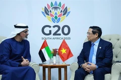 范明政会见阿联酋阿布扎比王储哈立德·本·穆罕默德·阿勒纳哈扬。图自越通社