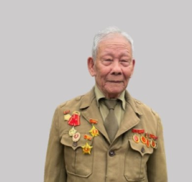 现年96岁的老战士梁文享。图自越通社 cu-huong-1-ok.jpg