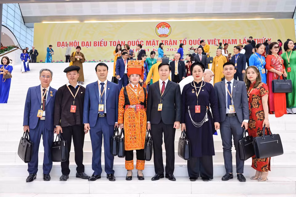 代表们出席越南祖国阵线第十届全国代表大会开幕式。图自越通社