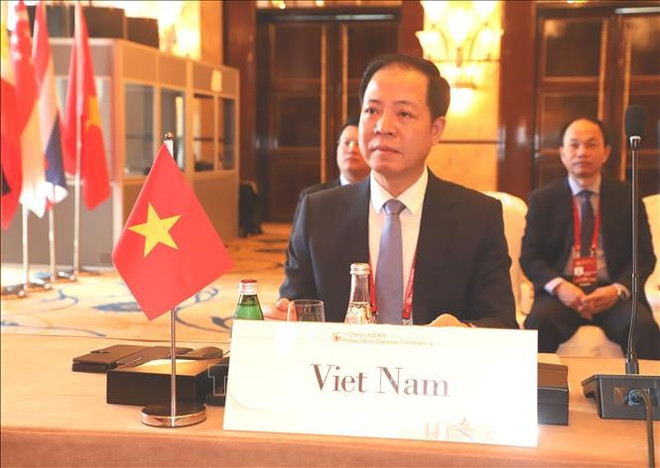 越南最高人民检察院副院长陈海军出席会议。图自越通社 uuid2463179a-ed20-41cd-8f55-d33dcd3e50cecode001library1type1mode1loctruecaptrue.jpg