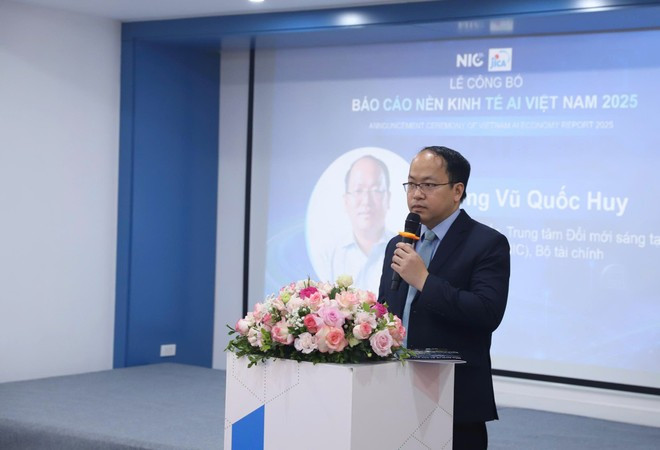越南国家创新中心主任武国辉在发布会上法宝讲话。图自Vietnam+ z6696806017813-b2da919abdf5a3cef71e9102f3e9ce40.jpg