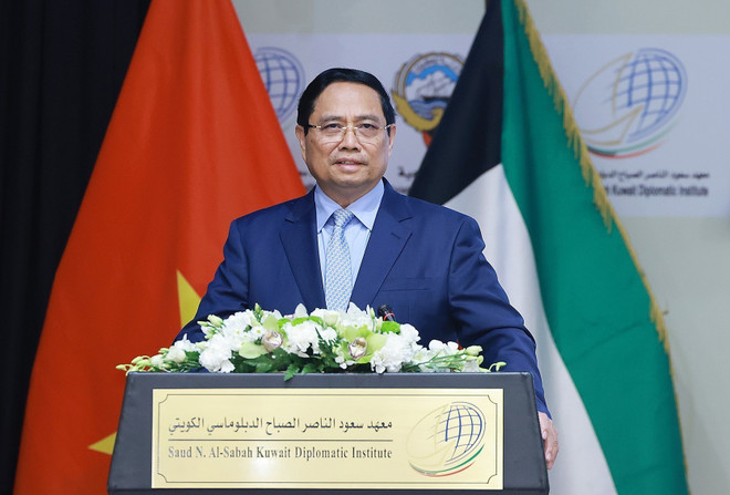 vna-potal-thu-tuong-pham-minh-chinh-phat-bieu-chinh-sach-tai-hoc-vien-ngoai-giao-kuwait-8416016.jpg