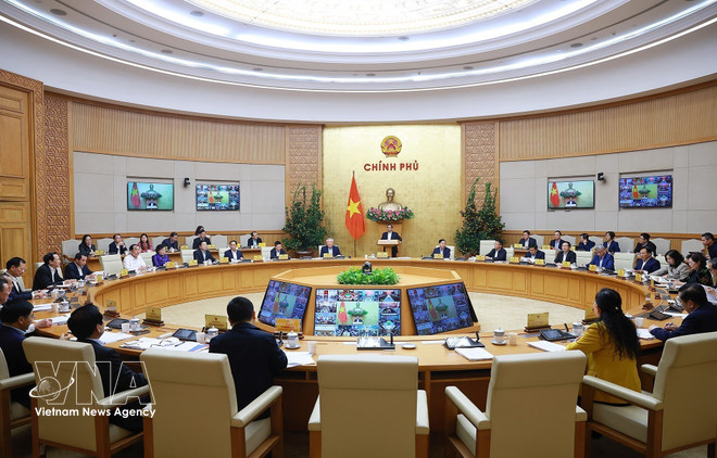2026年1月政府定期会议:以线上方式与各地方举行。图自越通社 vnanet-hop-chinh-phu.jpg