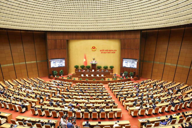 第十五届国会第九次会议闭幕现场。图自越通社 toan-canh-be-mac-anh-phuong-hoa-ttxvn.jpg
