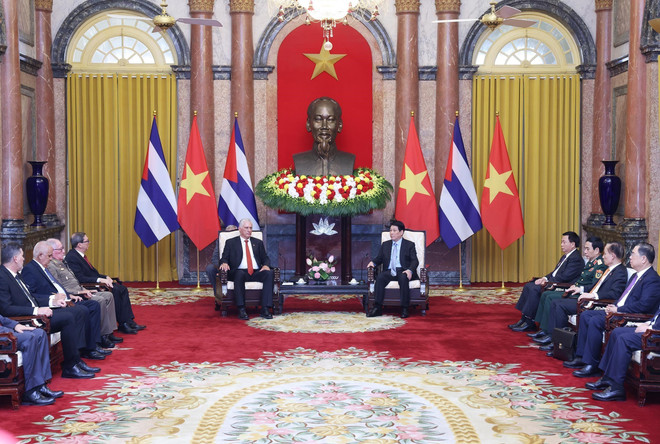 双方会见现场。图自越通社 vna-potal-chu-tich-nuoc-luong-cuong-hoi-kien-bi-thu-thu-nhat-chu-tich-nuoc-cuba-8248370.jpg