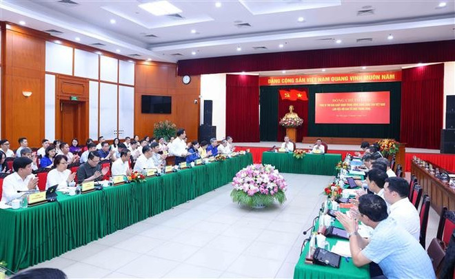 会议现场。图自越通社 vna-potal-tong-bi-thu-to-lam-lam-viec-voi-ban-to-chuc-trung-uong-8058041.jpg