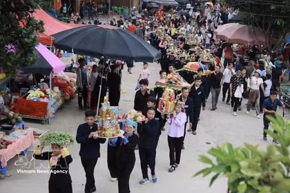 如今宣光省寇瓦乡的寇瓦爱情集市早已不仅仅是昔日恋人重逢的地方，而已成为一处独特的文化空间。图自越通社