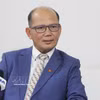 柬埔寨国际关系学院专家乌奇·莱昂接受越通社驻柬埔寨记者的采访。图自越通社