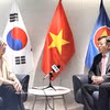越南驻韩国大使武胡接受越通社记者采访。图自越通社