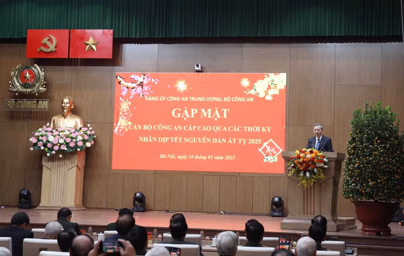 苏林总书记在见面会上发言。图自越通社