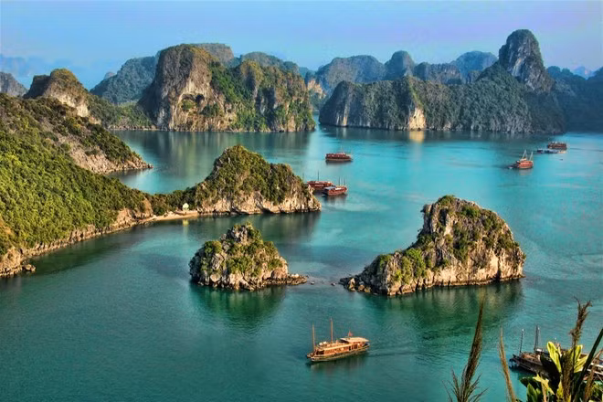 下龙湾场景。图自Getty