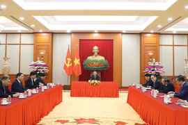 1月15日，越共中央总书记苏林在党中央驻地同中共中央总书记、中国国家主席习近平通电话。图自越通社