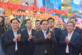 范明政总理视察2026年首届春季博览会开幕式彩排。图自越通社