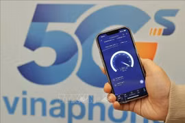截至2025年初，全球已有300多家运营商部署了5G服务。图自越通社