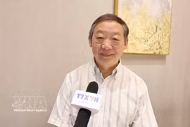 中国（昆明）南亚东南亚研究院名誉所长朱振明教授接受越通社记者的采访。图自越通社
