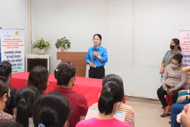 胡志明市劳动联合会副主席阮氏金鸾。图自越通社