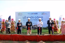 NovaWorld潘切旅游度假与娱乐综合体的公园高尔夫球场集群项目正式动工。图自越通社