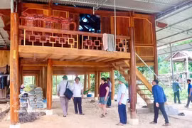 95间安置房已在安全的新址基本建成。图自越通社