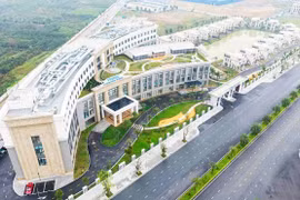 位于兴安省的Vinmec Ocean Park 2医院是治疗与度假相结合的模式。图自劳动报