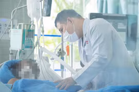 富国岛快艇倾覆事故最后一名伤者病情持续好转