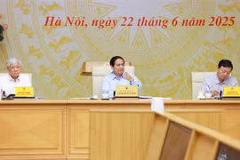 范明政总理：不能因地方政府重组影响其他工作
