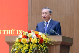 苏林总书记会见公安先进代表 强调弘扬竞赛精神共护国家安全