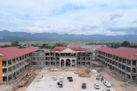 奠边省加快推进边境地区一贯制学校建设 确保如期竣工投入使用