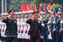 越老两国防长举行会谈 进一步推动国防安全合作