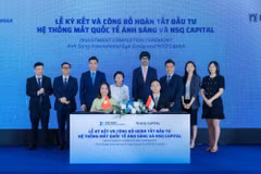 签署仪式。图自vietnam+