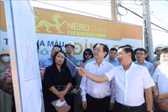 中央宣教与民运部代表团视察宁顺核电站一号项目（顺南县福定乡）与二号项目（宁海县永海乡）选址现场。图自越通社