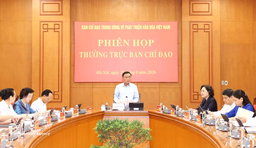 越共中央书记处常务书记陈锦秀主持中央文化发展指导委员会常务会议。图自越通社