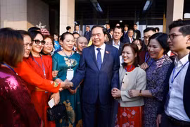 国会主席陈青敏会见回国参加“2025年家乡之春”活动的海外越侨代表。图自越通社