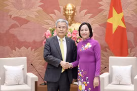 越南国会副主席阮氏青会见KEPCO首席执行官Kim Dong-cheol。图自越通社