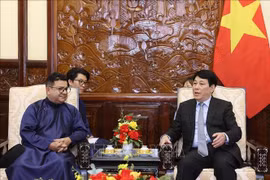 越南国家主席梁强会见前来拜别的智利大使塞尔吉奥·纳雷亚·古兹曼。图自越通社