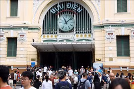 2025年夏季国内旅游有望迎来爆发式增长。图自越通社